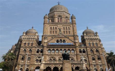 Chhatrapati Shivaji Maharaj Terminus: Een Prachtig Victorian Gebouw met een Rijke Geschiedenis!