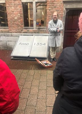  De Tempel van de Hemelvreugde: Een Verwonderende Tocht Door Tijd en Geschiedenis!